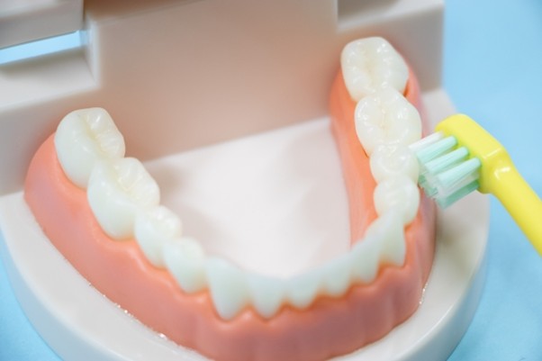 歯並びが悪くなるクセとは？小児矯正前に見直すべき日常習慣5選