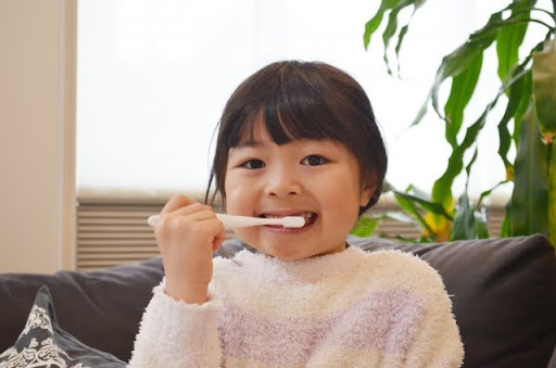 仕上げ磨きのNG行動5選｜やってしまいがちな間違いを解説！